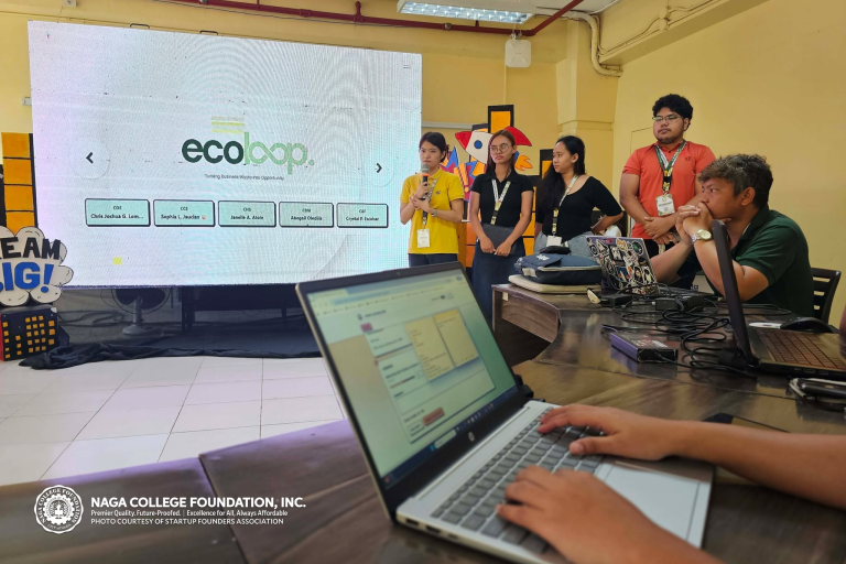 Students during pitching stage